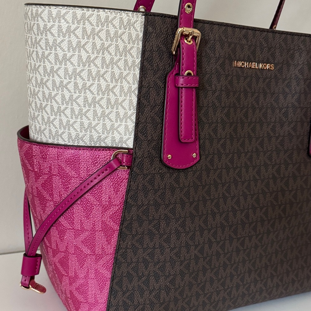 Michael Kors Charlotte Large Logo Top Zip Tote Bag - Picture 2 of 4